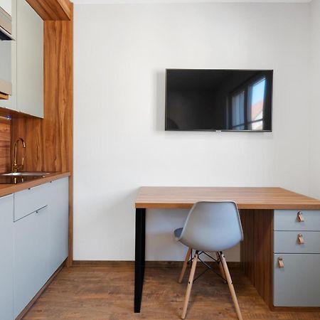 Schickes All-Inklusive Apartmentzimmer By Resida Asset Gmbh Brunn am Gebirge Dış mekan fotoğraf
